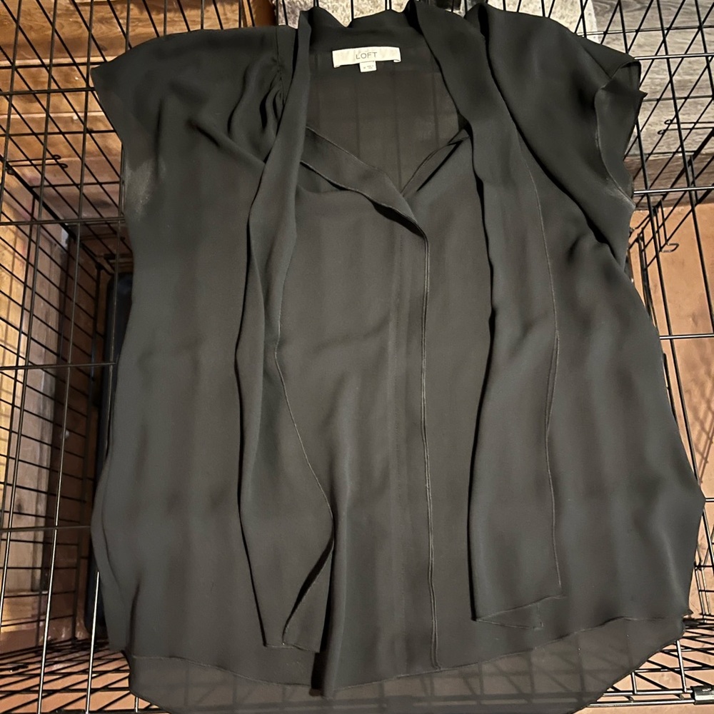 Black loft blouse